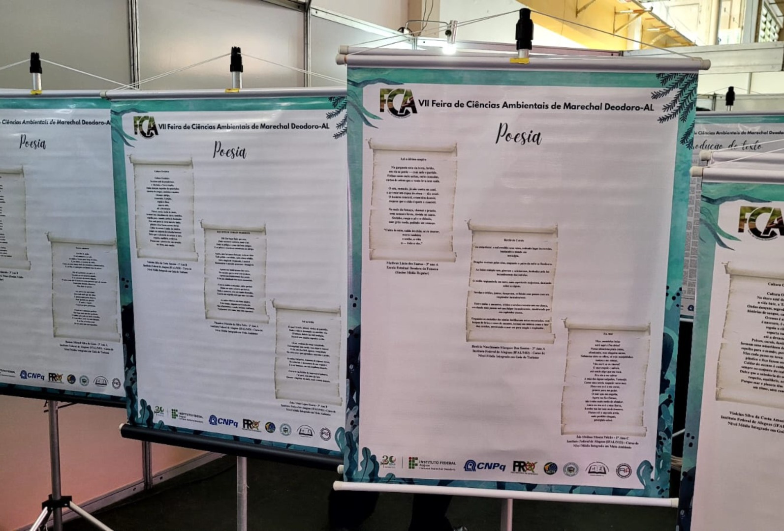 Campus Marechal leva mostra de poesia e produções de texto para a Bienal