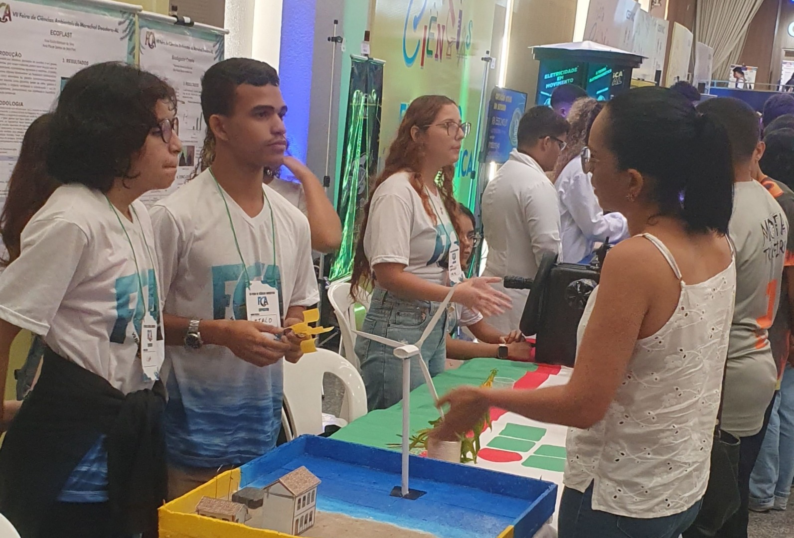 Equipes finalistas participam da Feira de Ciências de Alagoas
