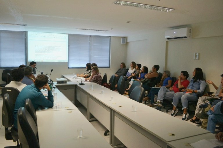 Reunião do Cepe discute reestruturação dos cursos técnicos integrados ao ensino médio