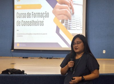 Michelle Eiko Hayakawa foi a palestrante da formação.jpeg
