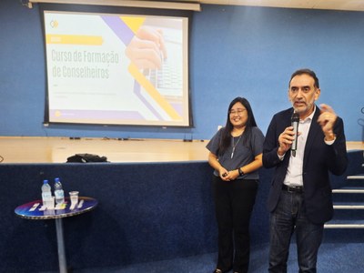Reitor Carlos Guedes lembra que iniciativa visa uma visão abrangente sobre a estrutura, o funcionamento e as competências do Conselho Superior.jpeg