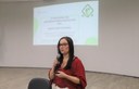 Carolina Mendonça falou sobre as iniciativas para familiarização dos alunos e servidores com outros idiomas e estímulo à internacionalização do Ifal.JPG
