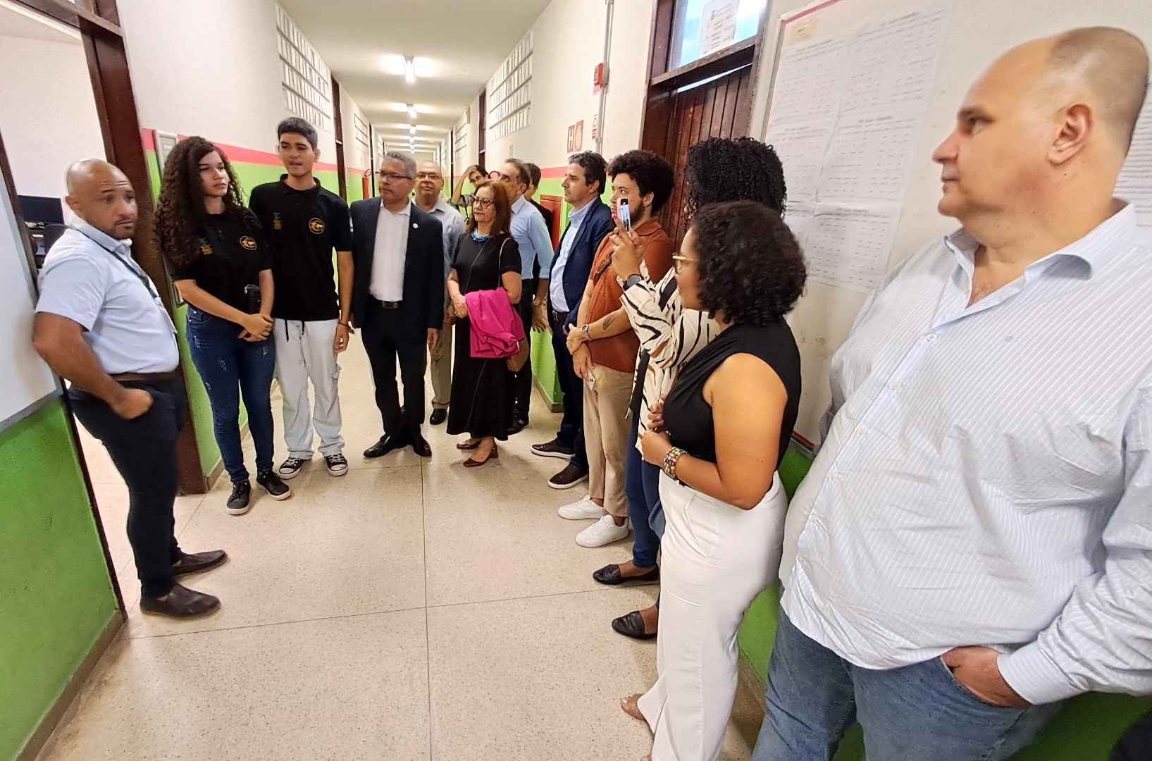 Alunos de Guia de Turismo fizeram escursão com gestores desde a sua saída em Maceió, passando pelo Campus e pontos históricos do município.jpg