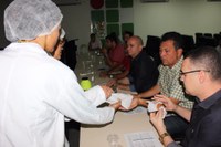 Equipe defende a sustentabilidade da palma forrageira e oferece receita para degustação