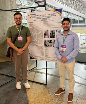 Professores Ricardo Cavalcanti, Campus Maceió, e Robenilson Ferreira, Campus Piranhas, acompanharam alunos ao longo do evento.jpeg