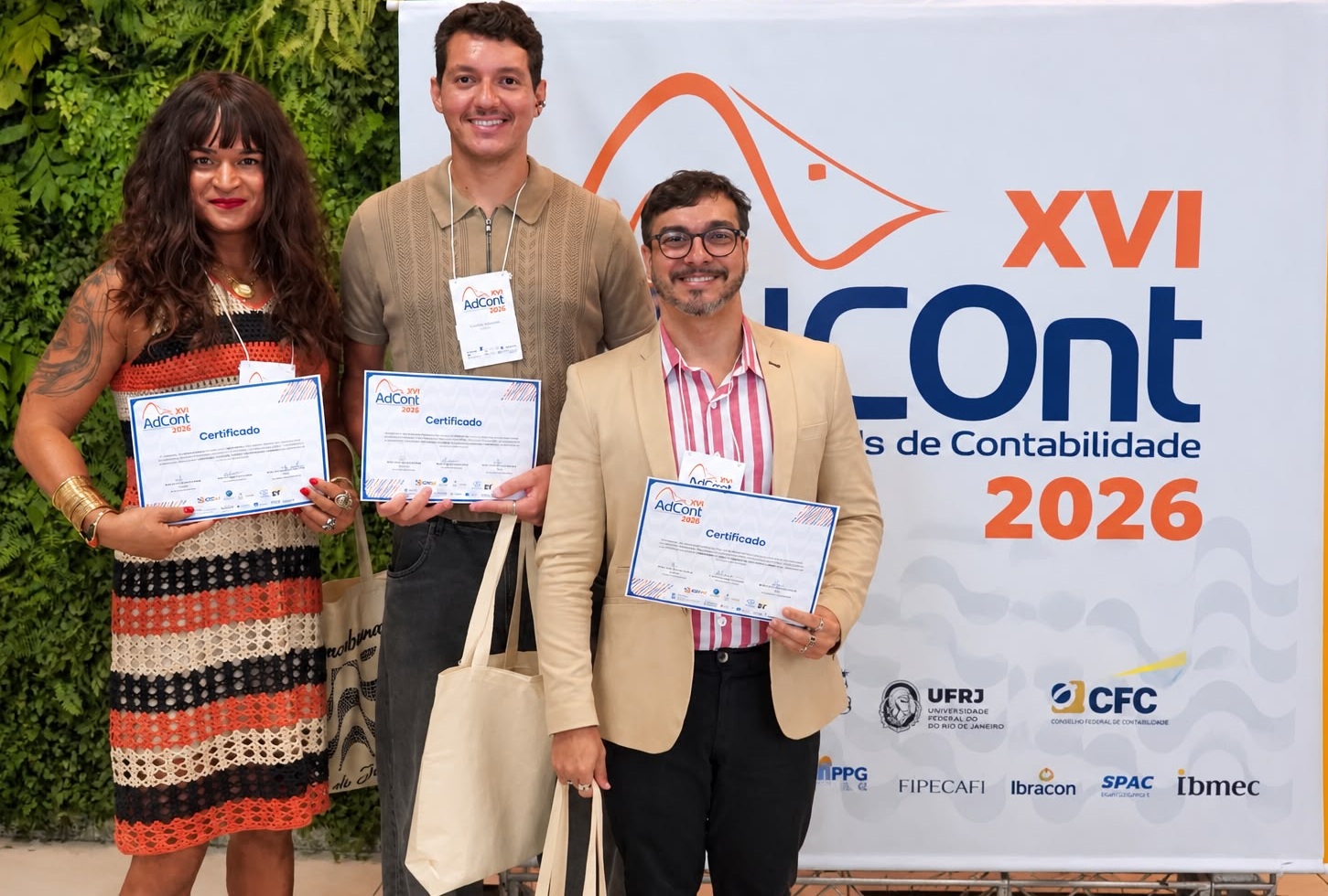 Dhanny Pereira, Carlos Eduardo Menezes e Fernando Nobre formaram equipe responsável por apresentar experiências da Eddhuprev.jpeg