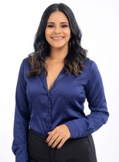 Izadora Soares Cardoso de Oliveira, do campus Palmeira dos Índios, está entre os docentes do Ifal que estarão presentes na cerimônia de premiação da ONEE 2026, em Brasília.jpeg