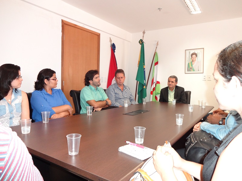 Reitor Sérgio Teixeira, equipe de Pesquisa do Ifal e do Conselho da Fundepes.