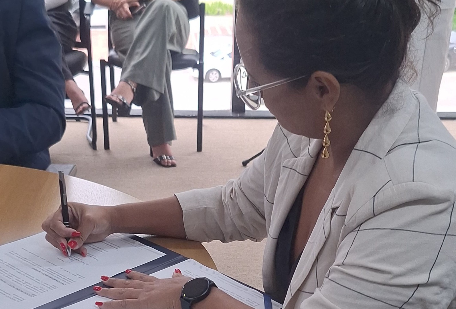 Secretária da Fazenda, Renata dos Santos, representando o governador Paulo Dantas