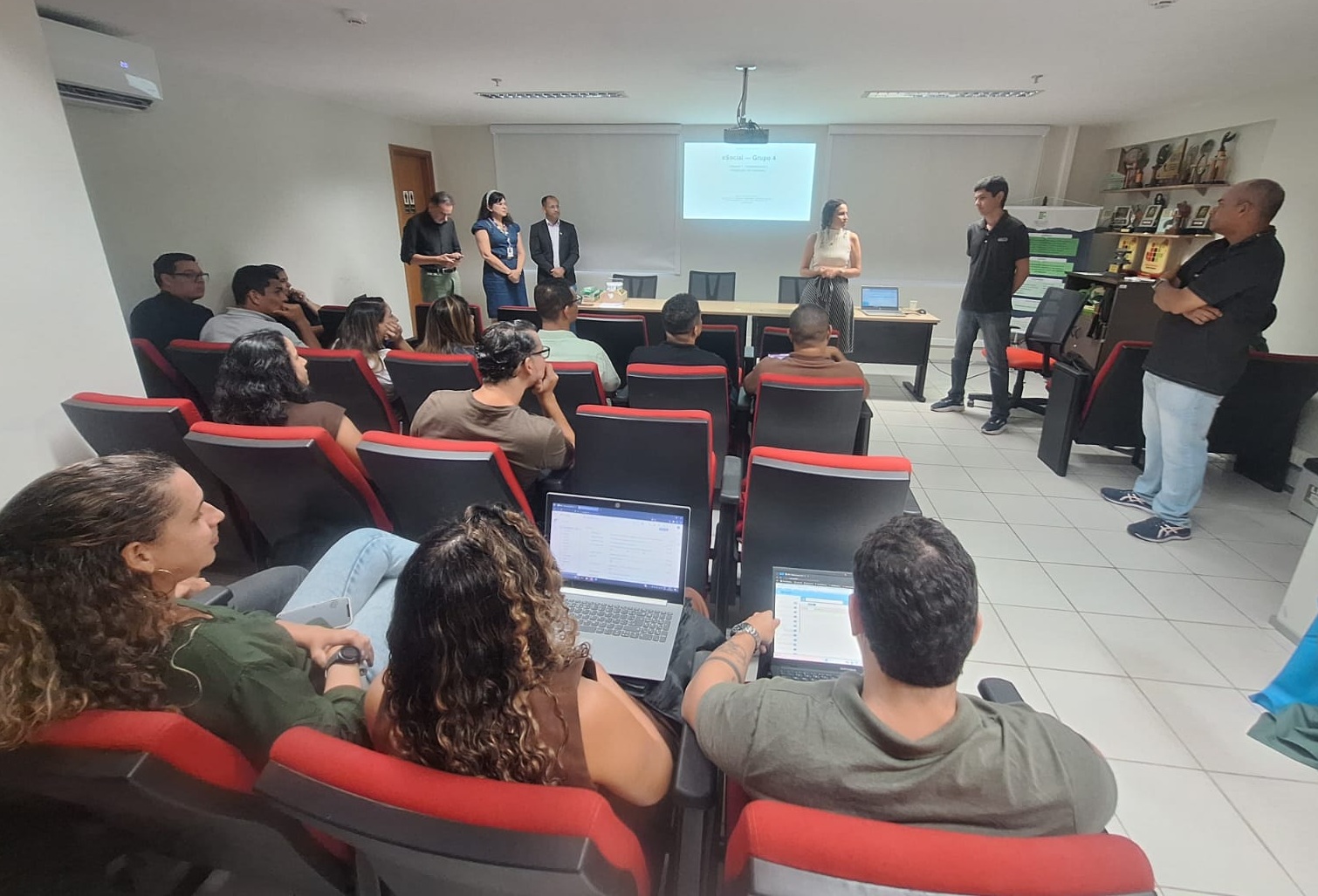 Servidores do Ifal e Ufal participam de formação comumsobre o ESocial.jpeg