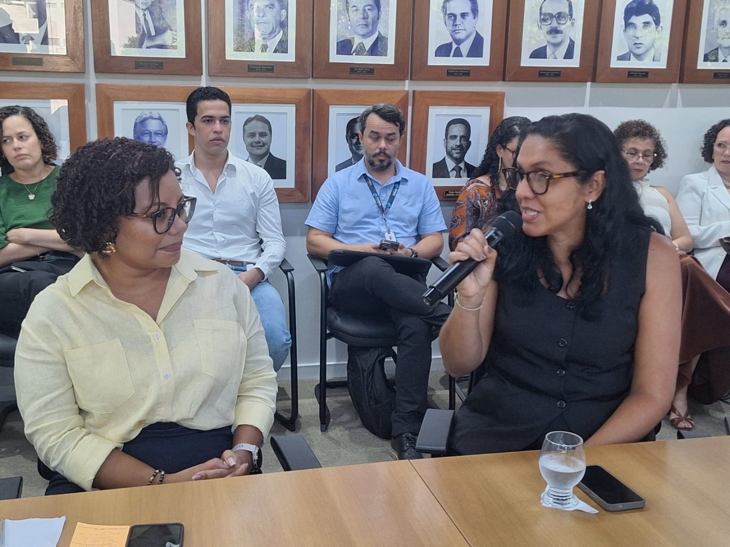 Estudante egressa do Mestrado também participa de evento.jpeg