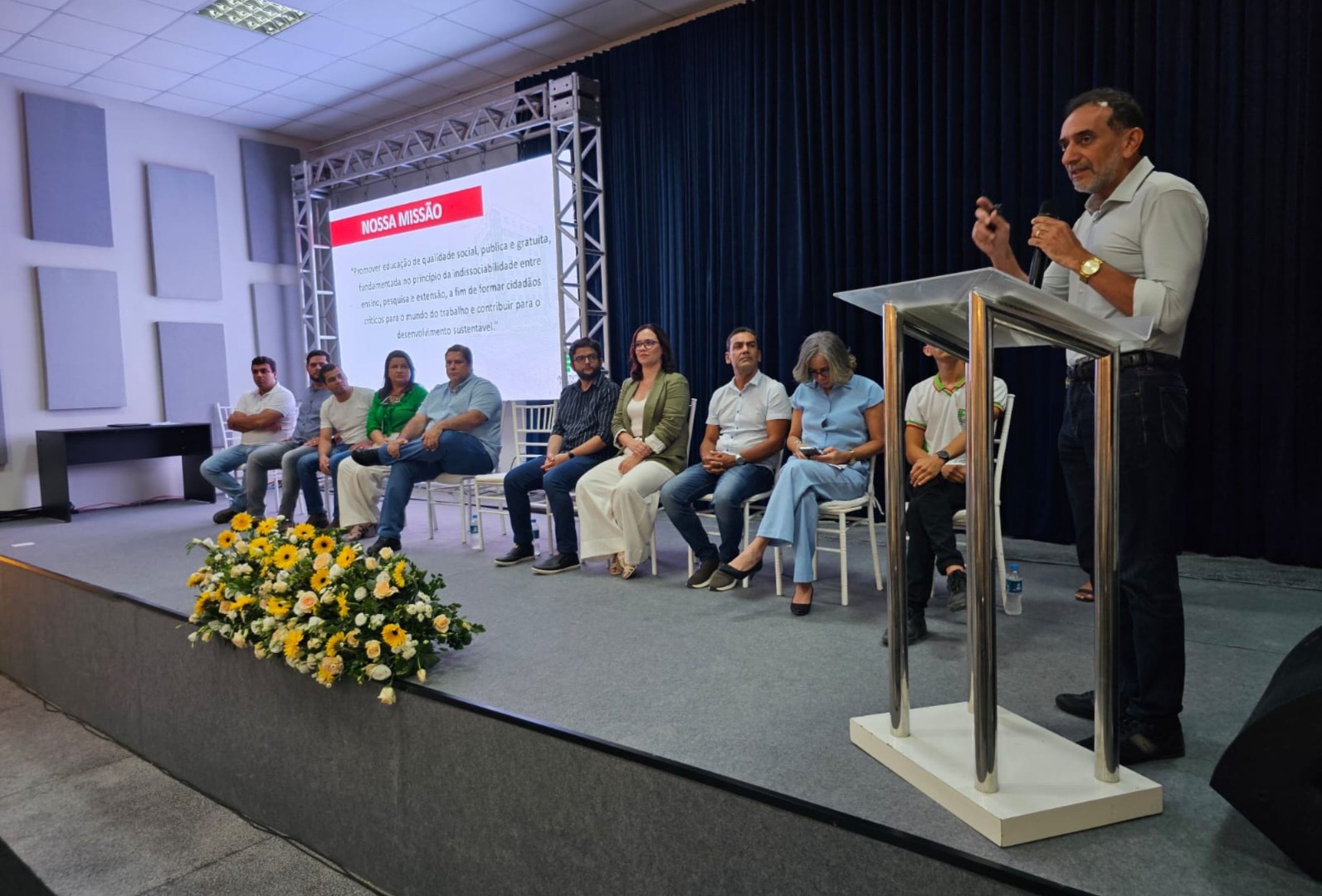 Reitor Carlos Guedes durante inauguração da sede provisória do Ifal em Girau do Ponciano