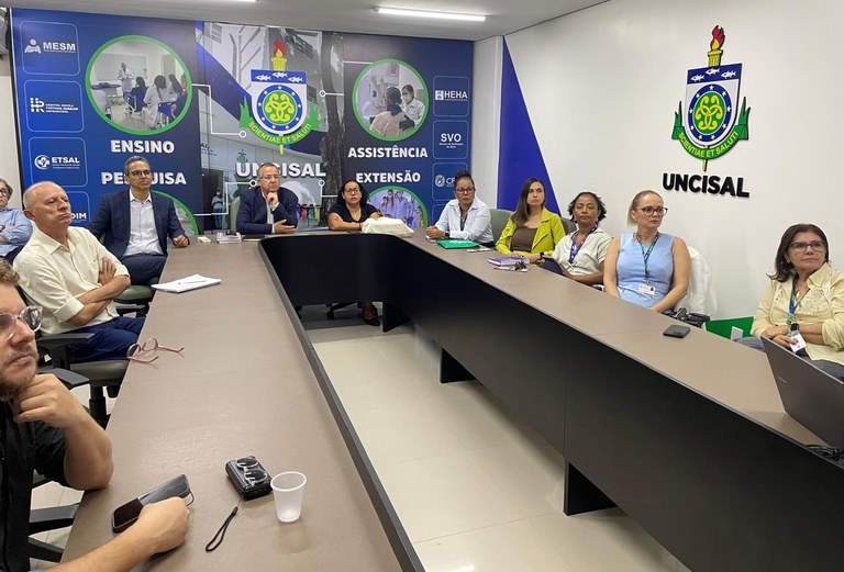 Vice-reitor de Internacionalização da Universidade de Lisboa conhece proposta elaborada pelas instituições alagoanas.jpeg