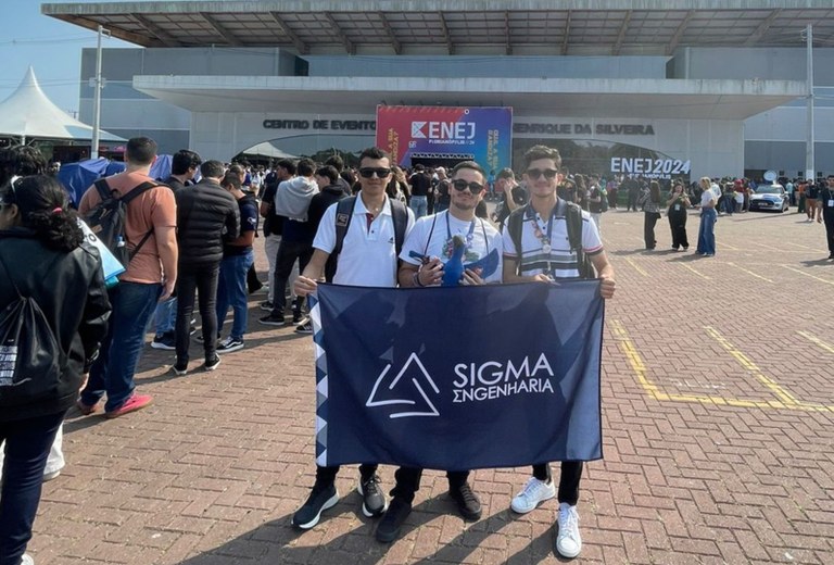 Representantes da Sigma em evento nacional de empresas juniores