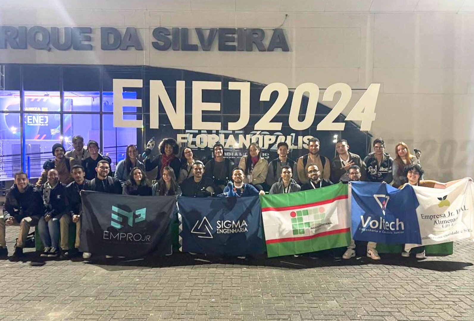 Representantes de empresas juniores do Ifal em evento nacional