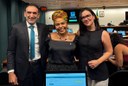 Carlos Guedes e Carolina Mendonça com a deputada federal Dandara Tonantzin.jpeg
