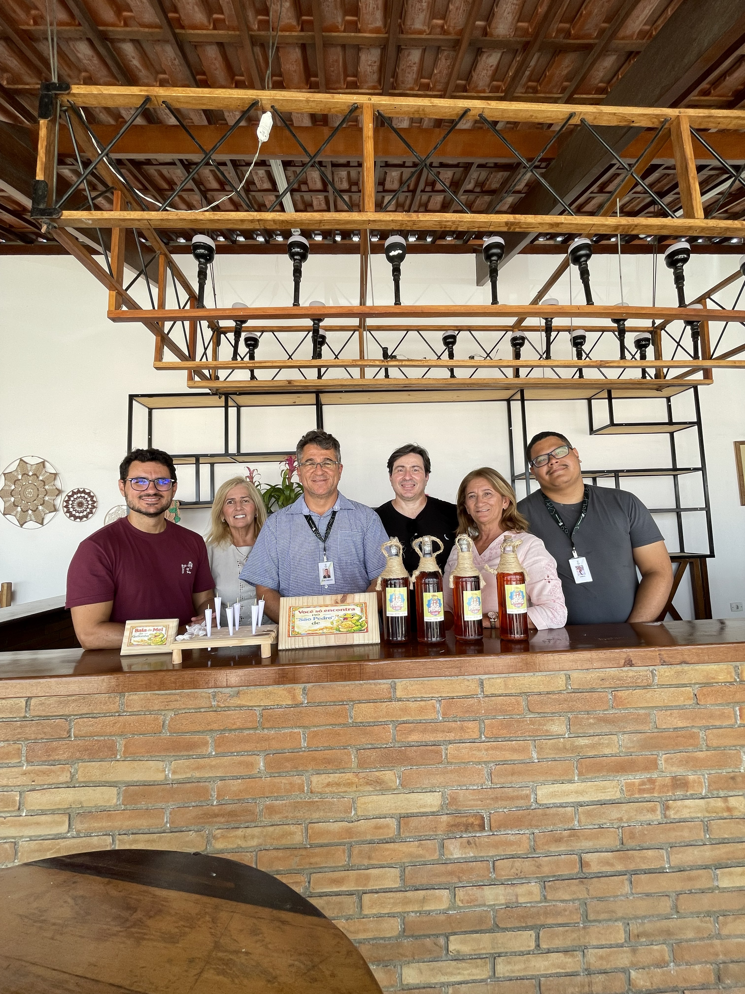 Equipe do DCE em visita à projeto Ubuntu, desenvolvido pelo Campus Batalha, no município de Jacaré dos Homens