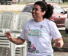 Servidora Jackelline Raposo, técnica em Enfermagem e coordenadora do projeto de extensão (Facebook)
