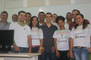 No Campus Rio Largo, o professor posou com o diretor do Ifal Rio Largo, Édel Alexandre, e membros do programa Minha Comunidade.