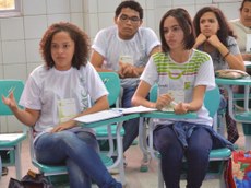 Beatriz Pires e Ingrid Leite dialogaram sobre o projeto que desenvolvem em escola pública de Maceió sobre respeito e tolerância às diferenças.