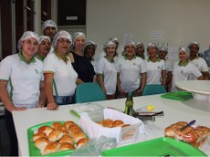 Estudantes e docentes do curso técnico de cozinha ofereceram sessão de degustação