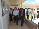 Governador Renan Filho e reitor Sérgio Teixeira visitam as instalações do campus