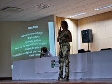 Silvia Montagner apresenta experiência de reformulação de currículo do UFFar