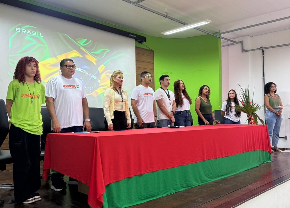 Pró-reitor de Extensão,  Gilberto Neto, compareceu ao Campus Satuba para a aula inaugual.jpeg